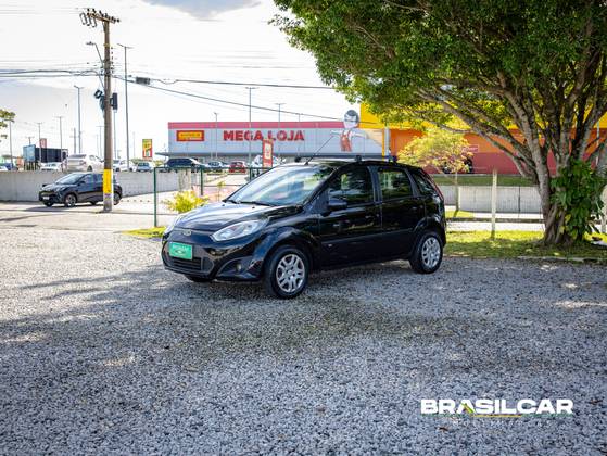 FORD FIESTA 1.6 ROCAM SE PLUS 8V FLEX 4P MANUAL FORD FIESTA 1.6 ROCAM SE PLUS 8V FLEX 4P MANUAL